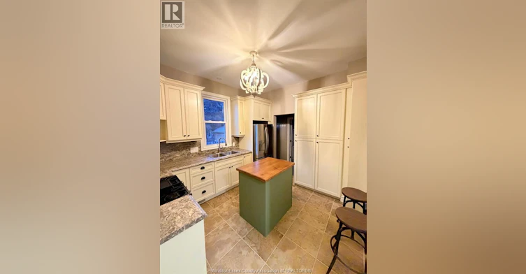 MAIN-222 Gladstone Avenue, Windsor, ON, N9A 2P7 - 10