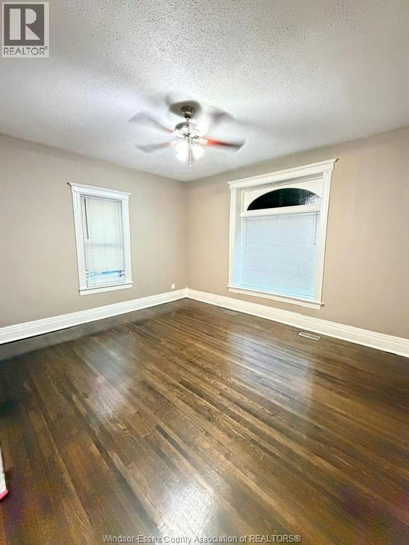 MAIN-222 Gladstone Avenue, Windsor, ON, N9A 2P7 - 4