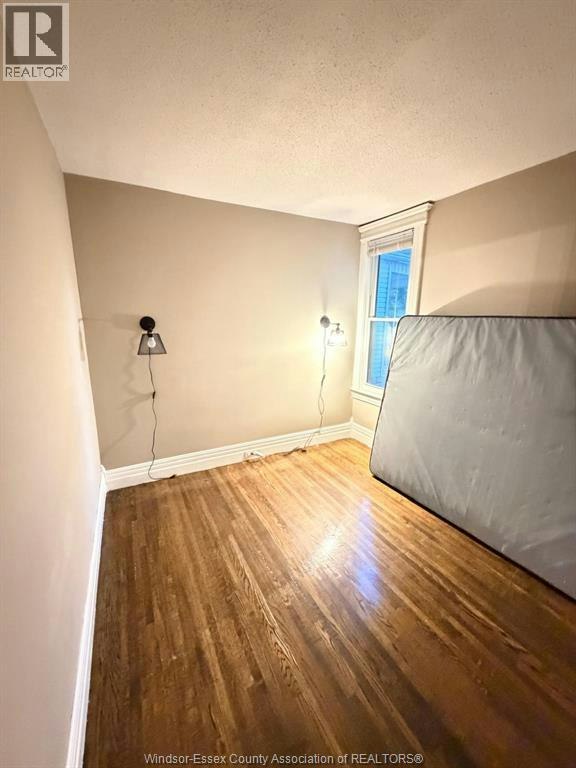 MAIN-222 Gladstone Avenue, Windsor, ON, N9A 2P7 - 6