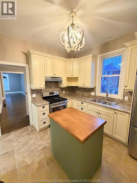 MAIN-222 Gladstone Avenue, Windsor, ON, N9A 2P7 - 9