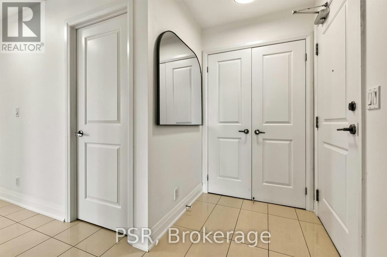 717-12 Woodstream Boulevard, Vaughan, ON, L4L 8C3 - 4