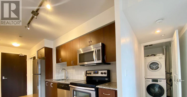 925-370 7 Highway E, Richmond Hill, ON, L4B 0C4 - 4