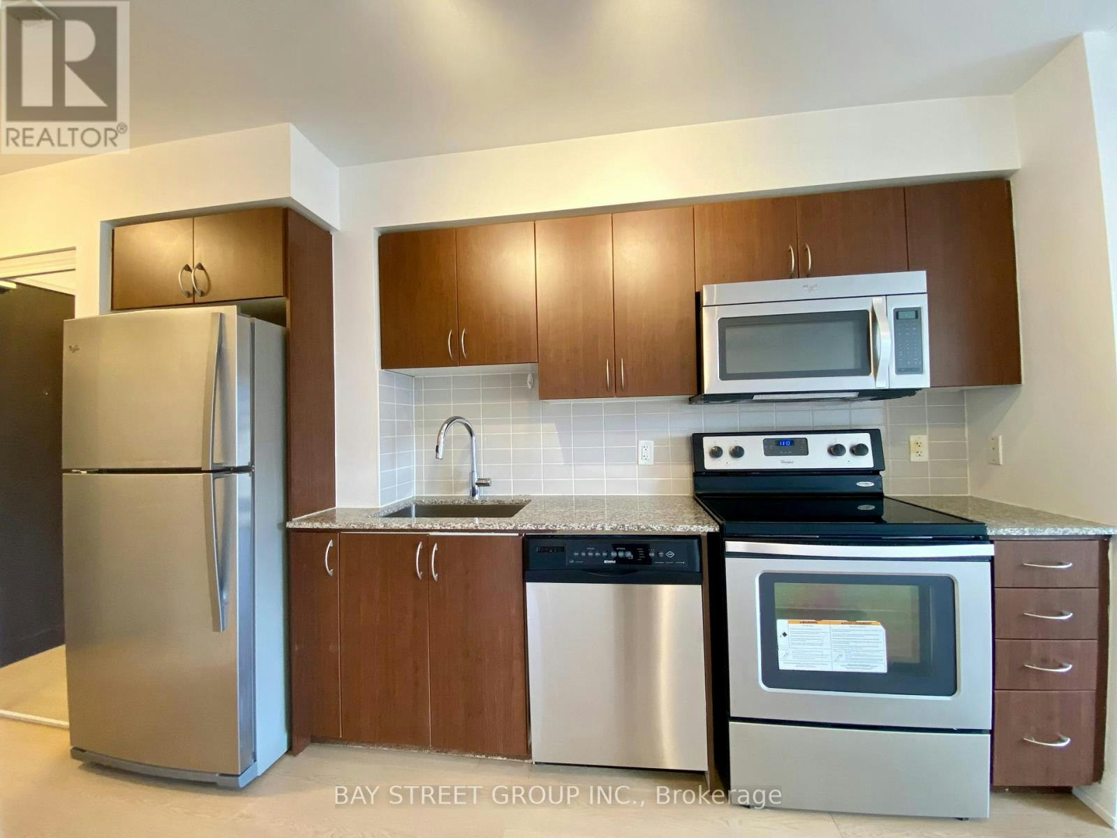 925-370 7 Highway E, Richmond Hill, ON, L4B 0C4 - 6