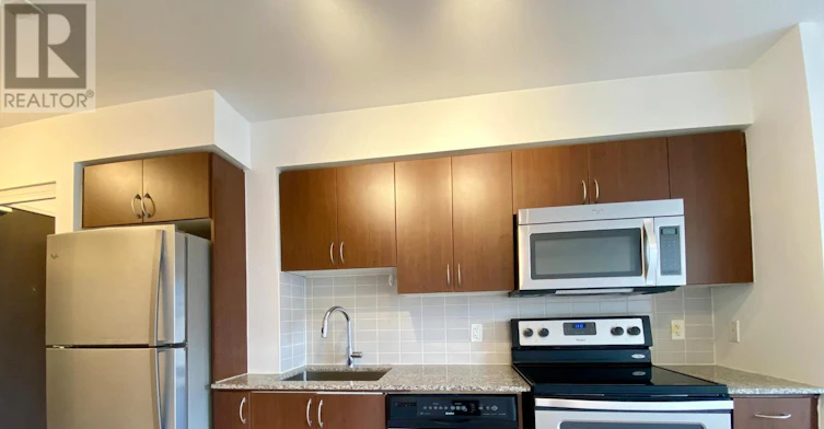 925-370 7 Highway E, Richmond Hill, ON, L4B 0C4 - 6