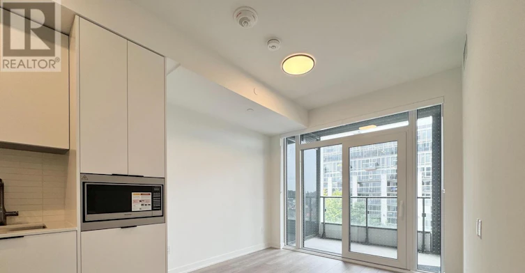 433-1007 The Queensway, Toronto, ON, M8Z 0H4