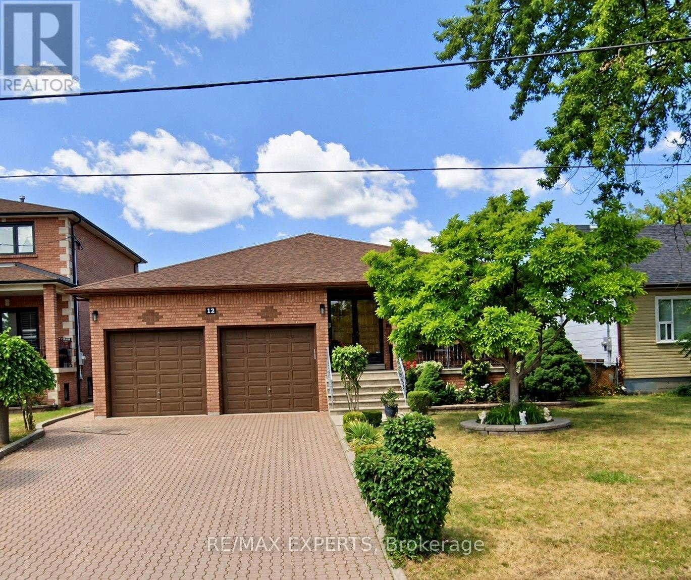 12 Endicott Avenue, Toronto, ON, M9W 3V7