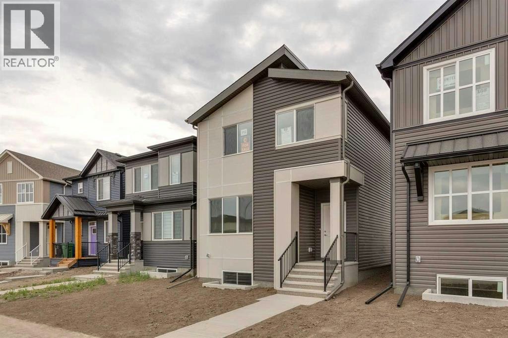 112 Lucas Green NW, Calgary, AB, T3P 2X9