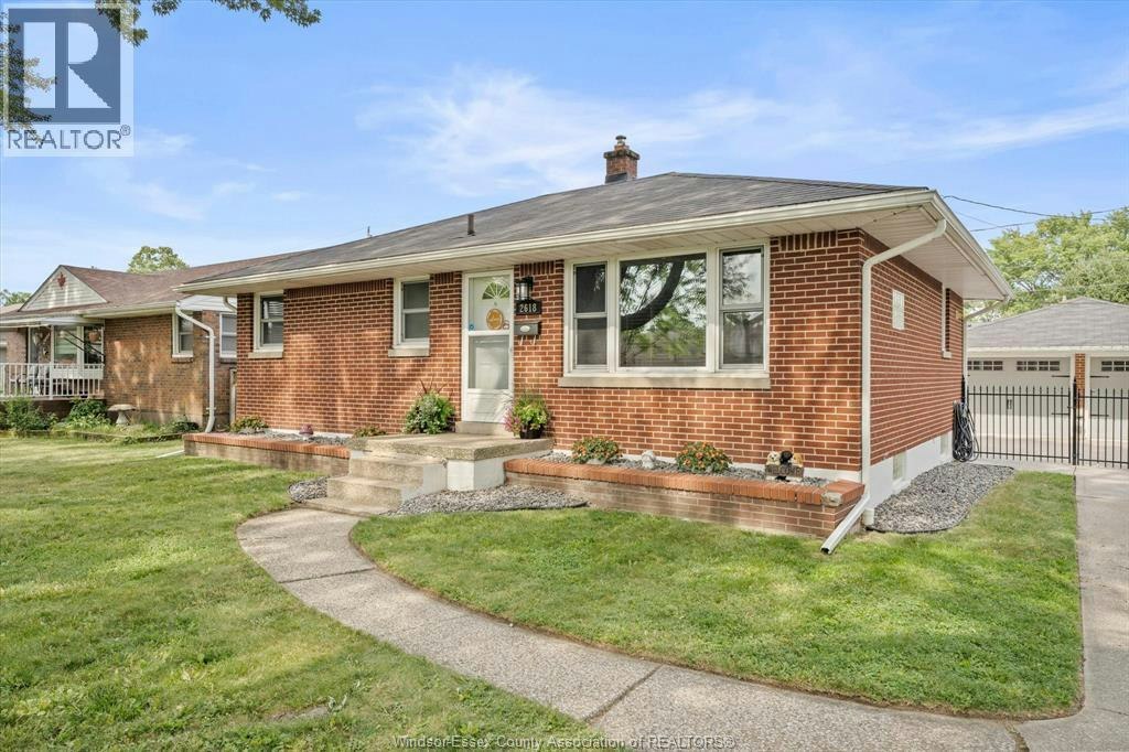 2618 Askin Avenue, Windsor, ON, N9E 3H7