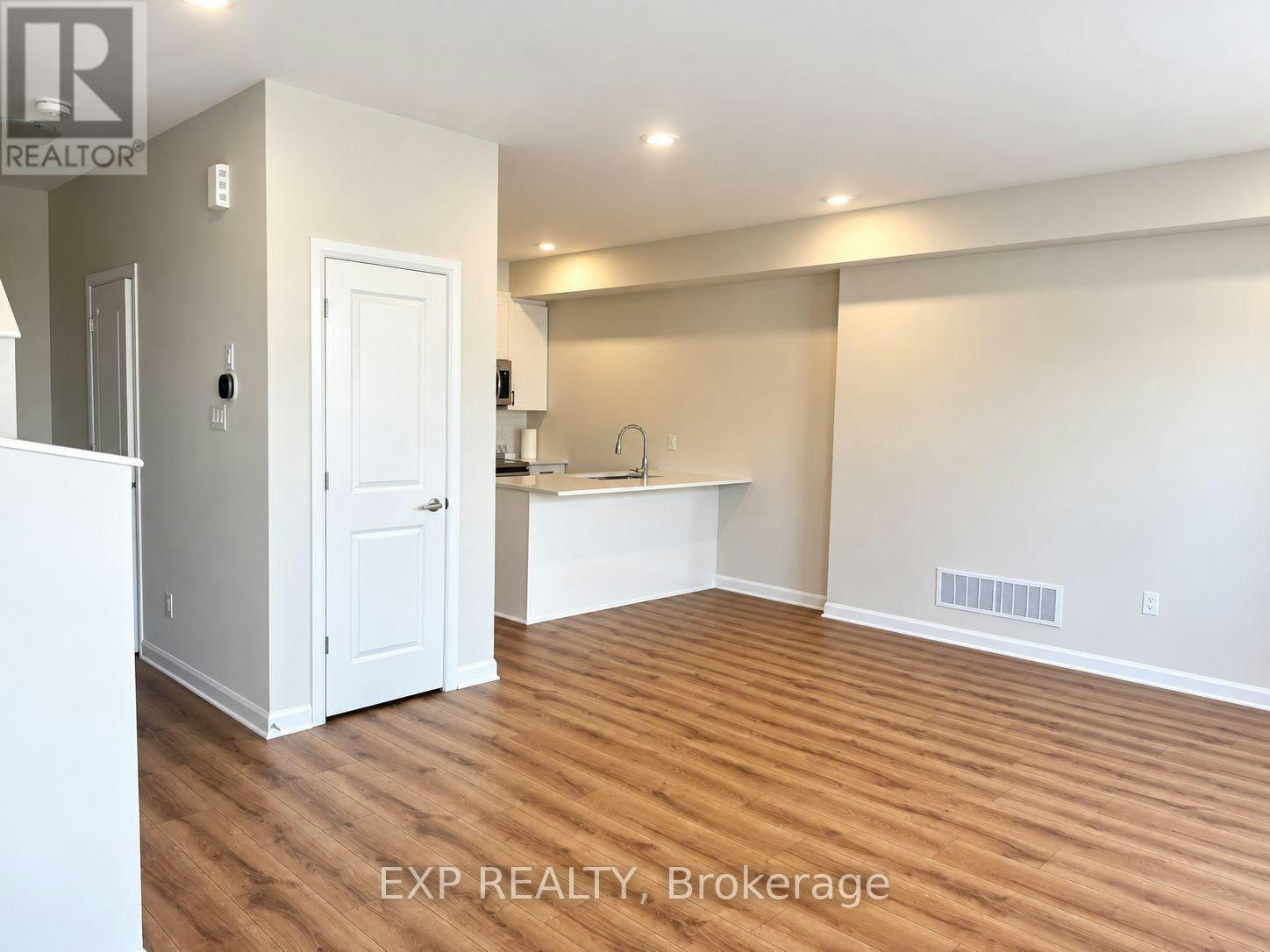 202 Visionary Lane N, Ottawa, ON, K2W 0M2 - 7