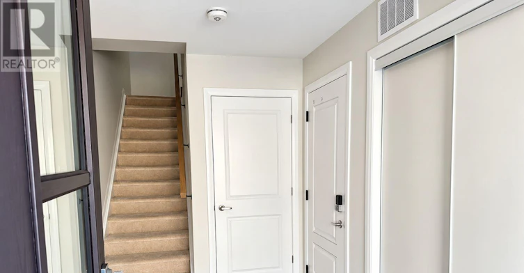 202 Visionary Lane N, Ottawa, ON, K2W 0M2 - 4