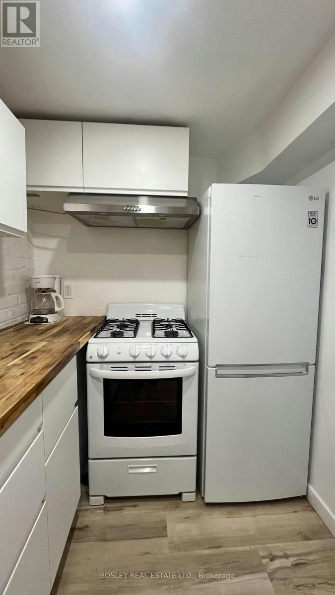 BASEMENT 2-178 High Park Avenue, Toronto, ON, M6P 2S4 - 8