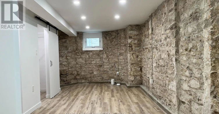LOWER 2-178 High Park Avenue, Toronto, ON, M6P 2S4 - 6