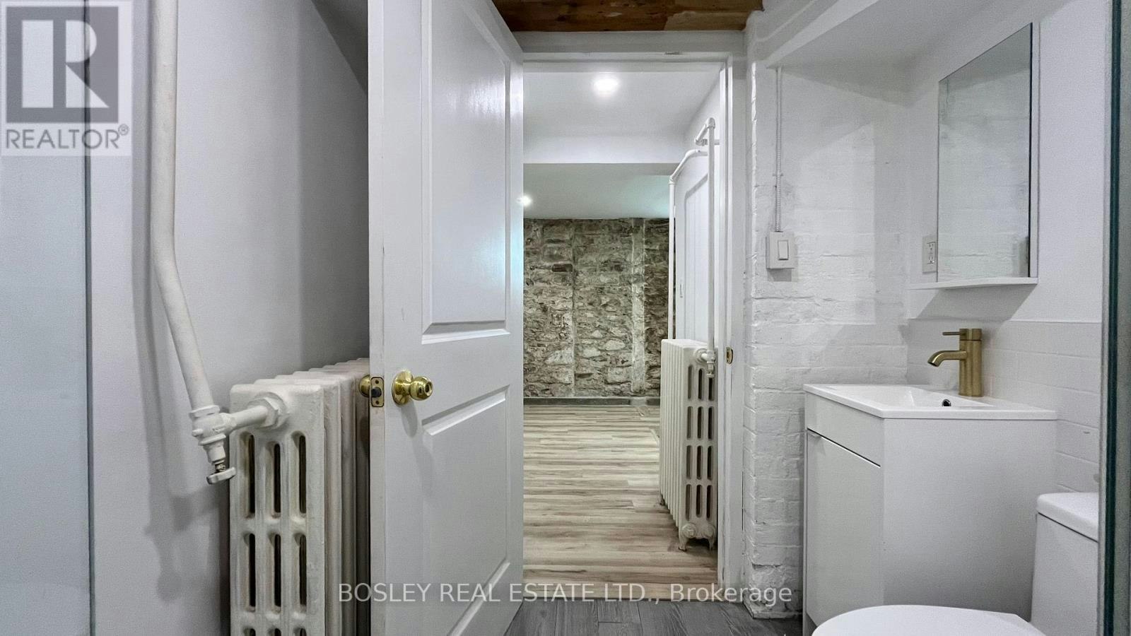 LOWER 2-178 High Park Avenue, Toronto, ON, M6P 2S4 - 18