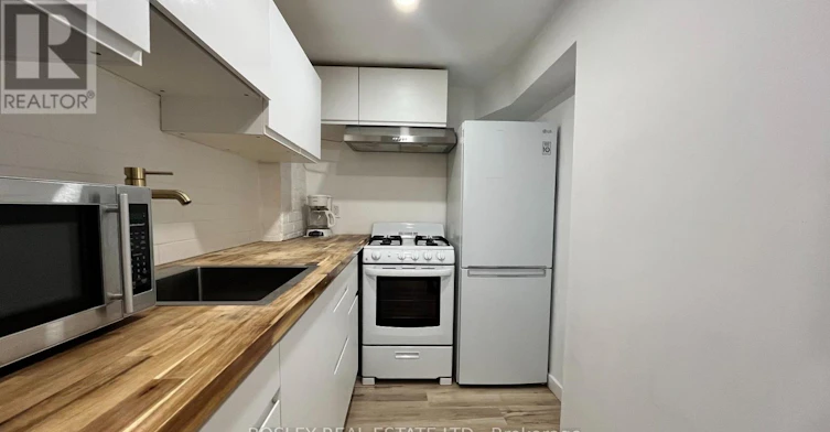 LOWER 2-178 High Park Avenue, Toronto, ON, M6P 2S4 - 23