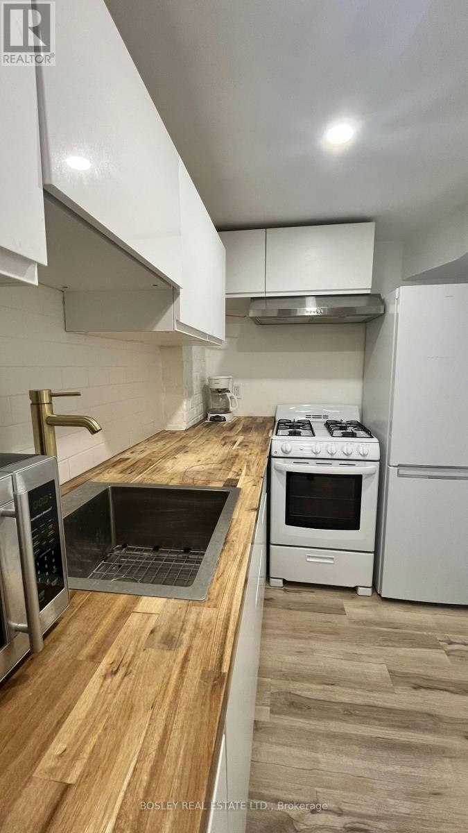 BASEMENT 2-178 High Park Avenue, Toronto, ON, M6P 2S4 - 7