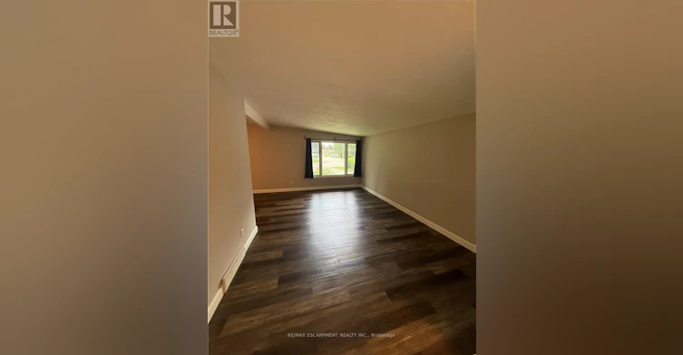 UPPER LEVEL-63 Sanatorium Road, Hamilton, ON, L9C 1Y4 - 5