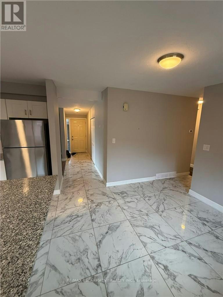 UPPER LEVEL-63 Sanatorium Road, Hamilton, ON, L9C 1Y4 - 12
