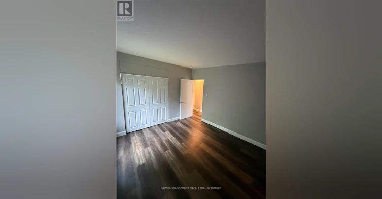 UPPER LEVEL-63 Sanatorium Road, Hamilton, ON, L9C 1Y4 - 21
