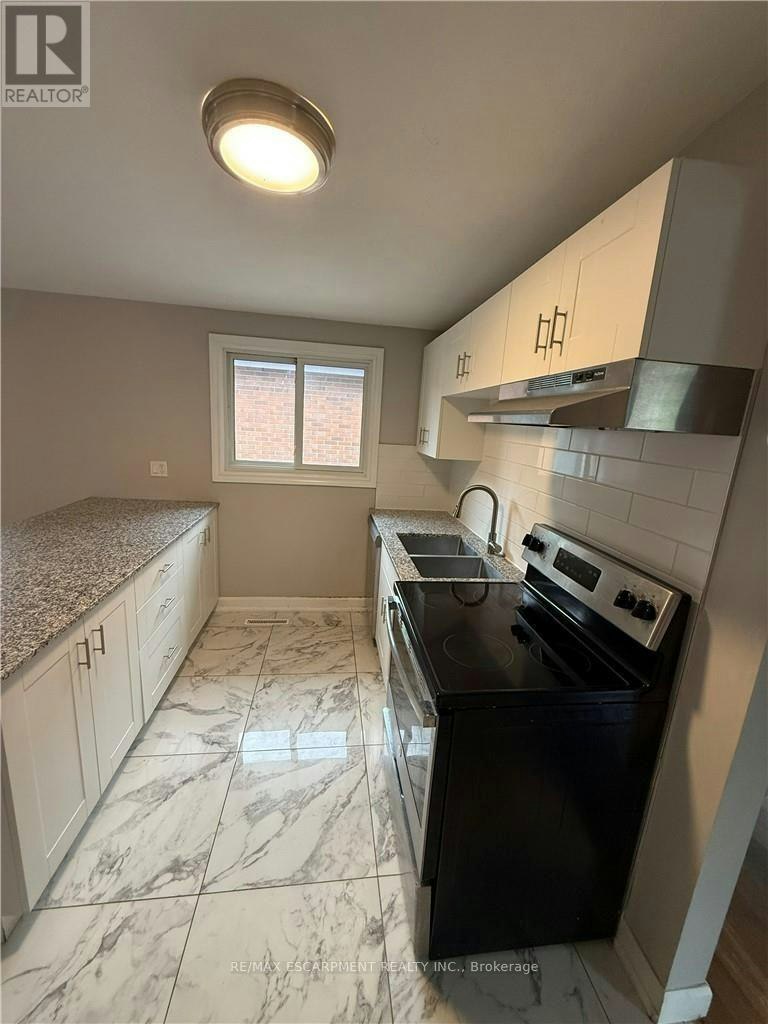UPPER LEVEL-63 Sanatorium Road, Hamilton, ON, L9C 1Y4 - 14