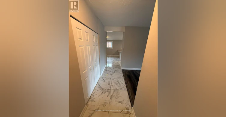 UPPER LEVEL-63 Sanatorium Road, Hamilton, ON, L9C 1Y4 - 4