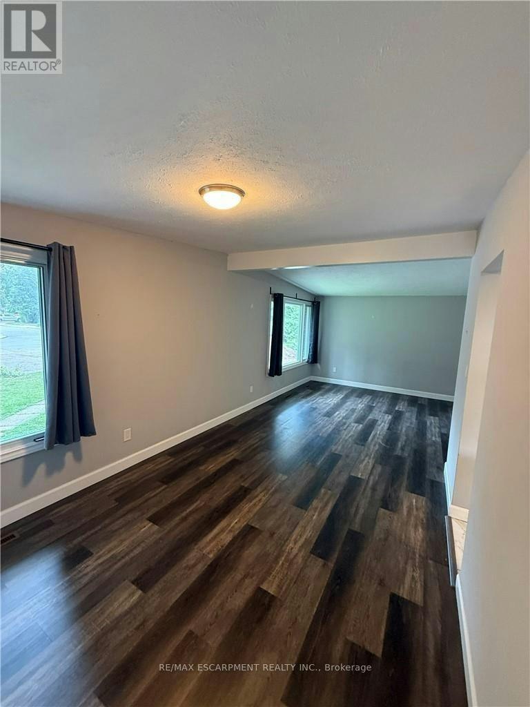 UPPER LEVEL-63 Sanatorium Road, Hamilton, ON, L9C 1Y4 - 9