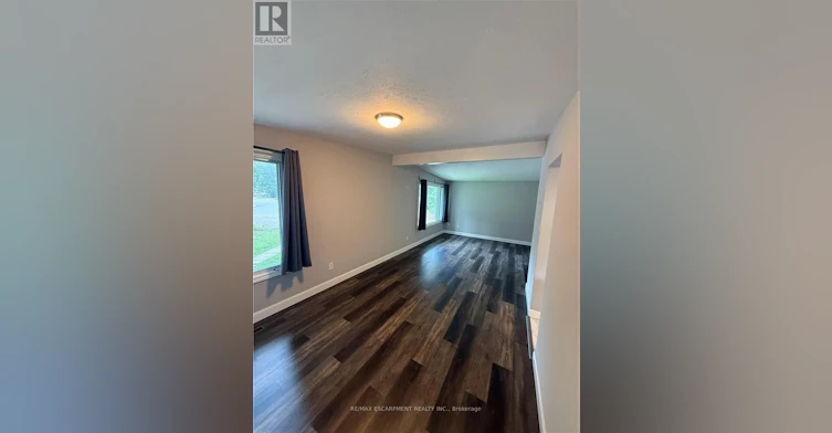 UPPER LEVEL-63 Sanatorium Road, Hamilton, ON, L9C 1Y4 - 9