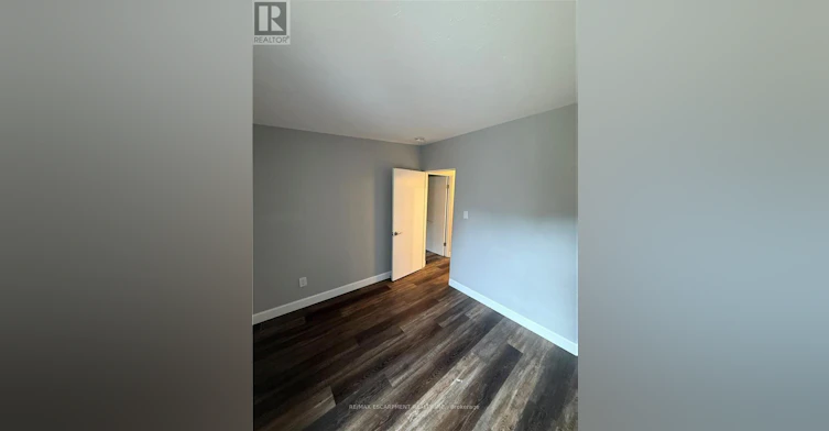 UPPER LEVEL-63 Sanatorium Road, Hamilton, ON, L9C 1Y4 - 23