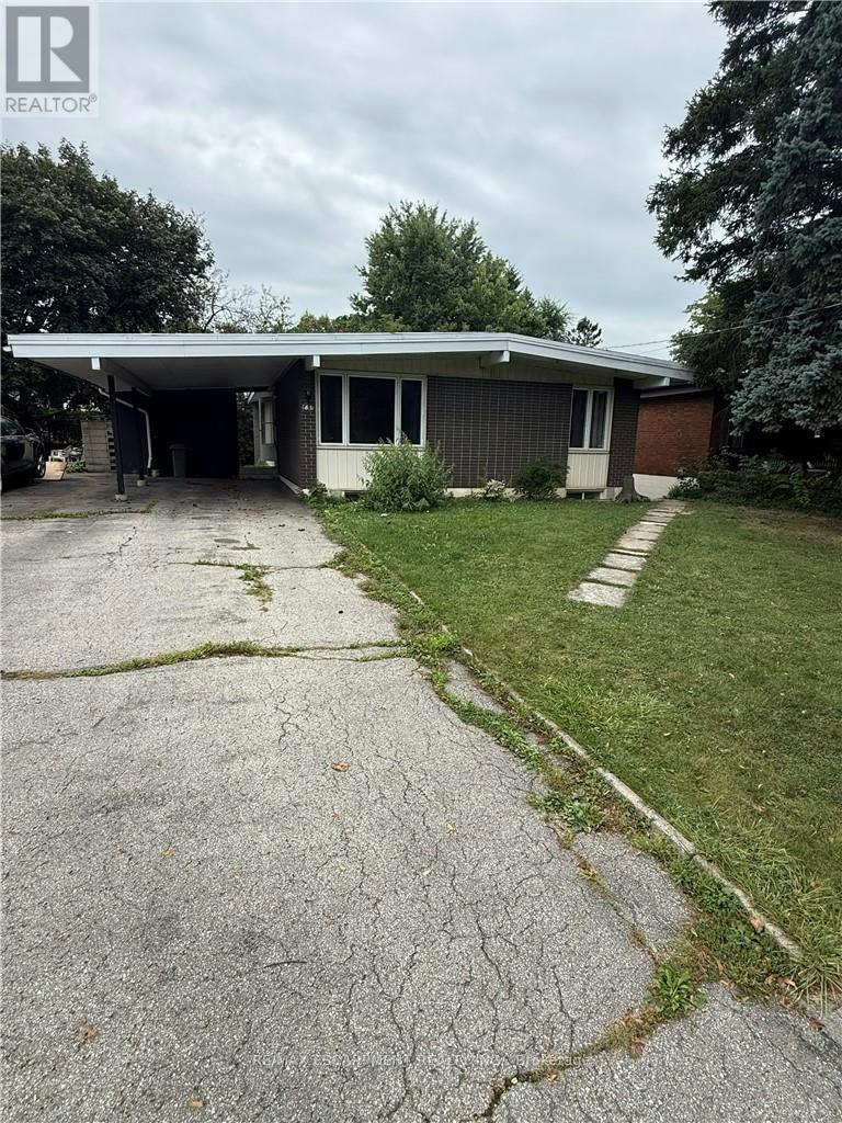 UPPER LEVEL-63 Sanatorium Road, Hamilton, ON, L9C 1Y4