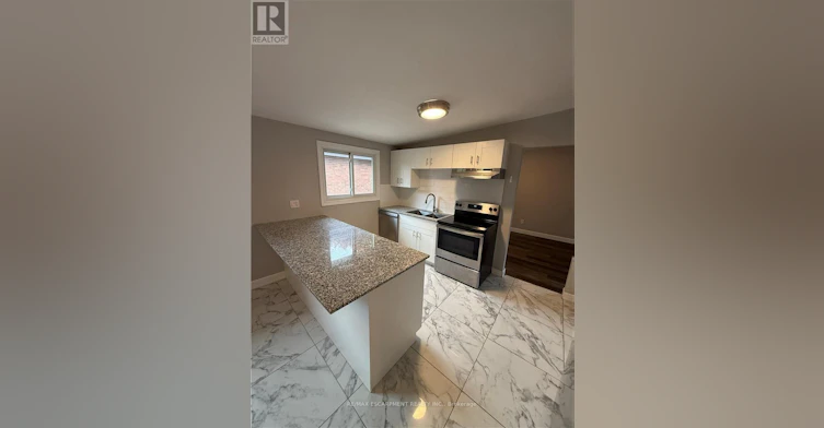 UPPER LEVEL-63 Sanatorium Road, Hamilton, ON, L9C 1Y4 - 13
