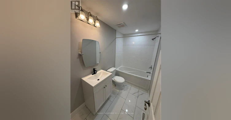 UPPER LEVEL-63 Sanatorium Road, Hamilton, ON, L9C 1Y4 - 24