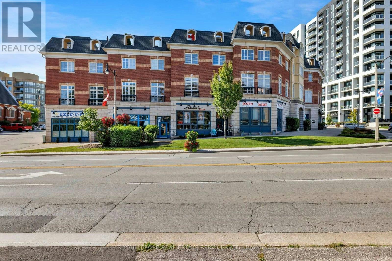 7-120 Bronte Road, Oakville, ON, L6L 3C1