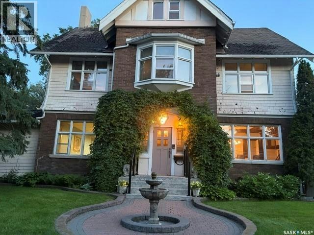 2301 15th Avenue, Regina, SK, S4P 1A3