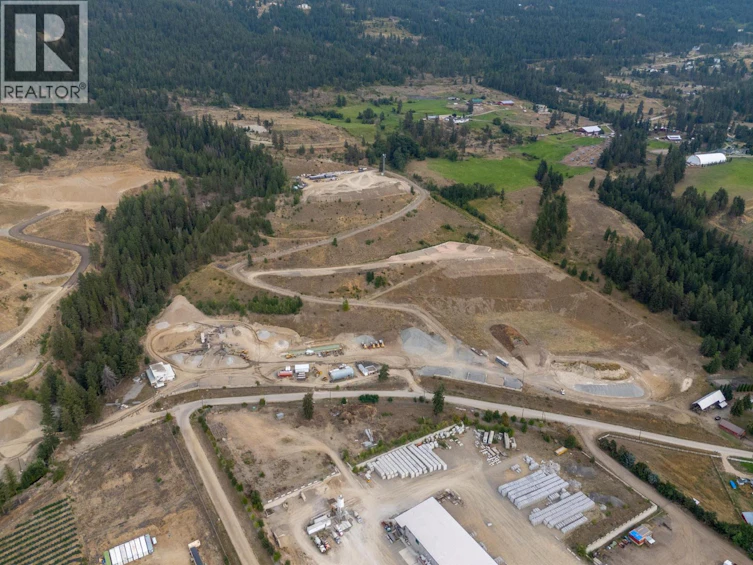 15799 Sawmill Road, Lake Country, BC, V4V 2E2 - 38