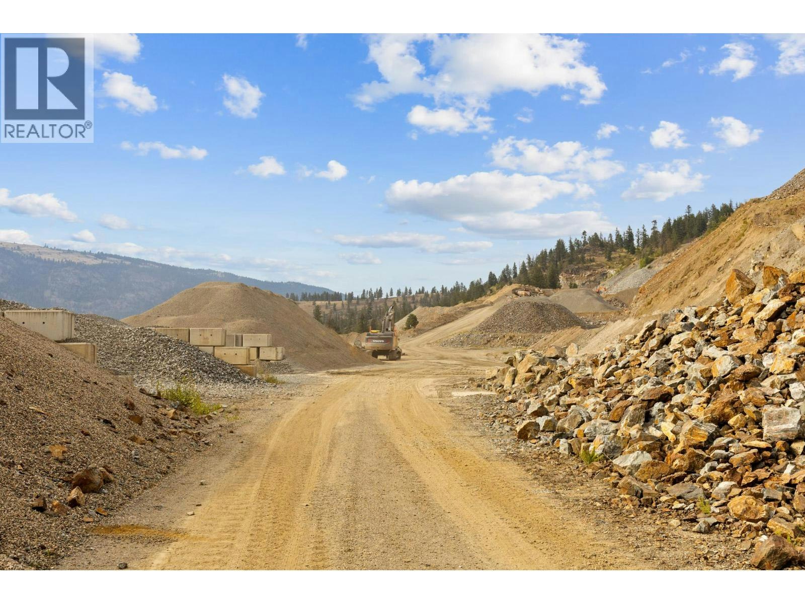 15799 Sawmill Road, Lake Country, BC, V4V 2E2 - 92