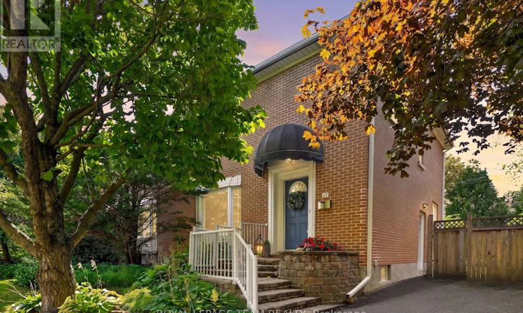 12 Lenore Place