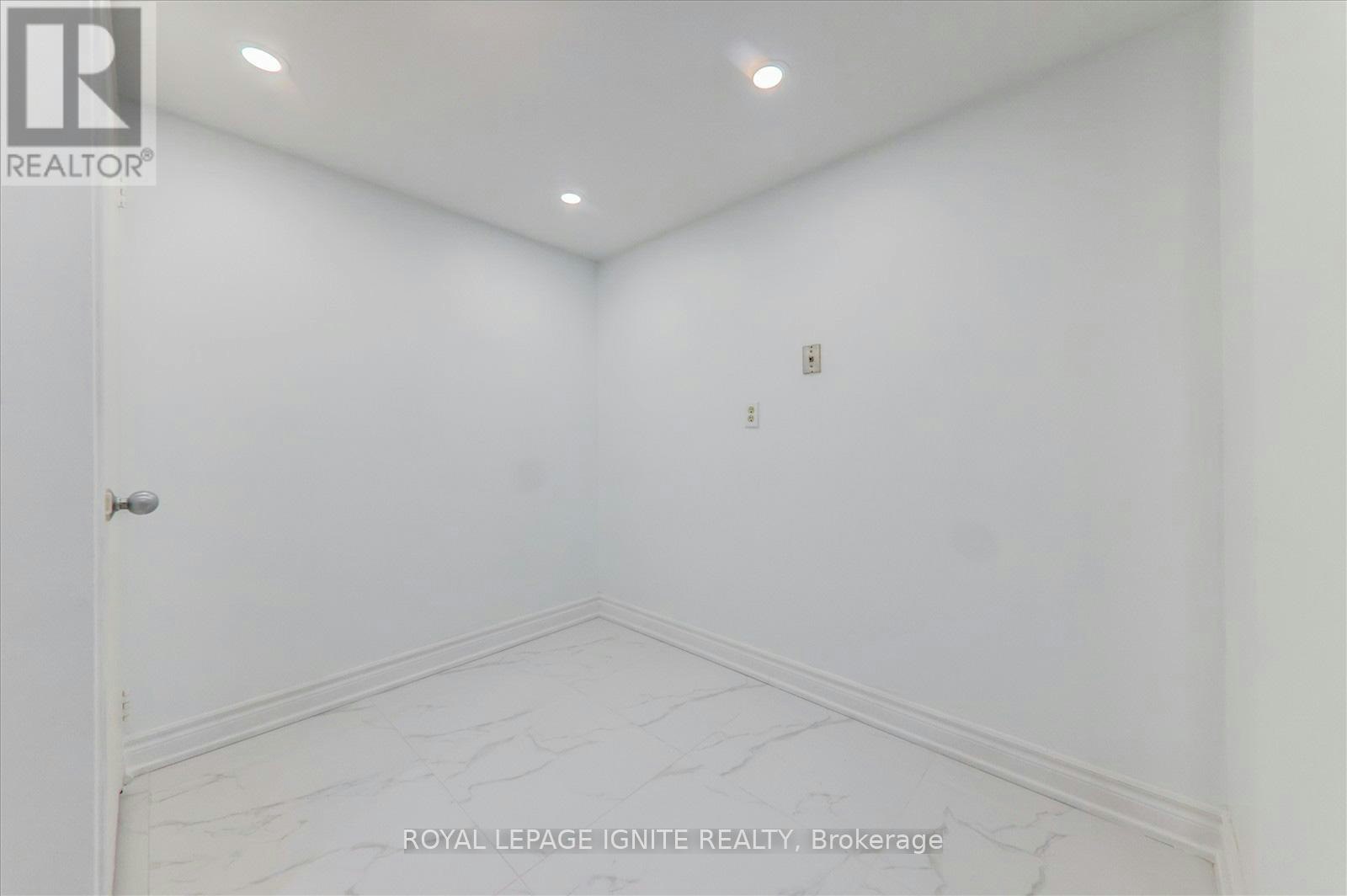 712-2466 Eglinton Avenue E, Toronto, ON, M1K 5J8 - 12