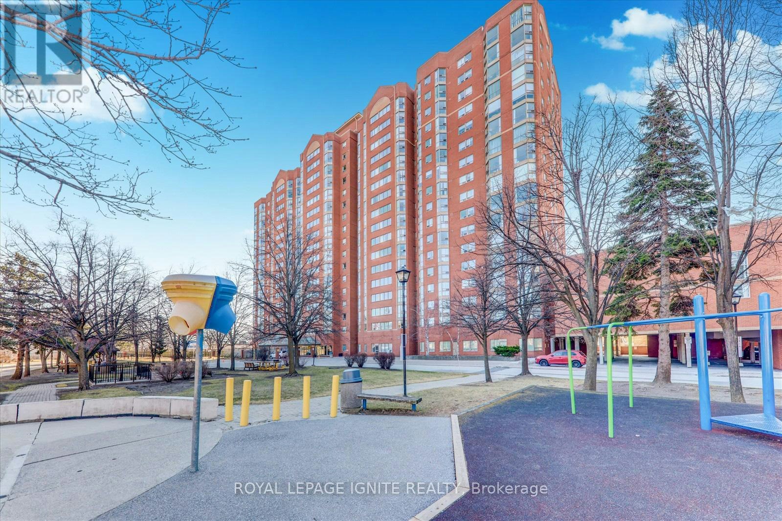 712-2466 Eglinton Avenue E, Toronto, ON, M1K 5J8