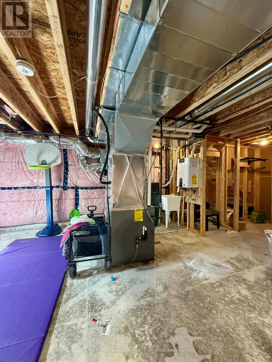 6 Bassett Street, Collingwood, ON, L9Y 3B7 - 32