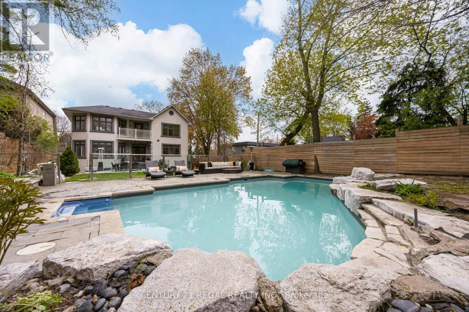 38 Mattice Road, Toronto, ON, M9A 1E6