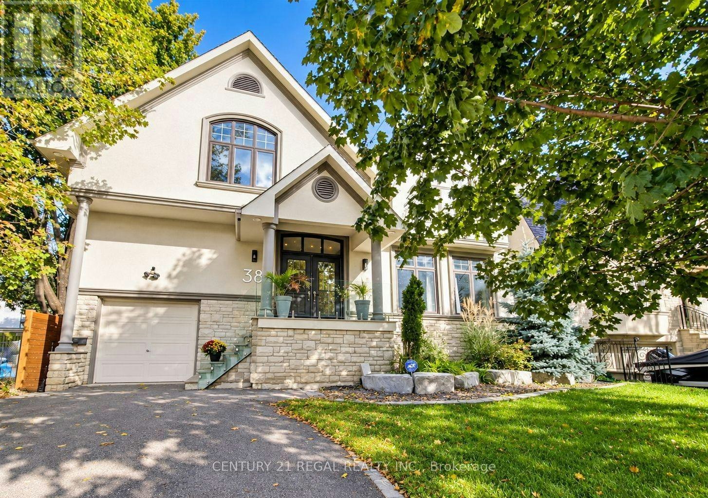 38 Mattice Road, Toronto, ON, M9A 1E6