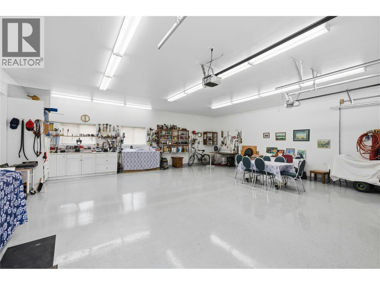 9181 Alder Street, Summerland, BC, V0H 1Z2 - 31