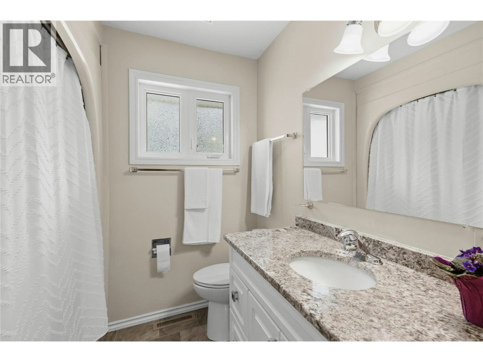 9181 Alder Street, Summerland, BC, V0H 1Z2 - 15