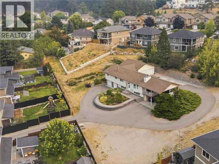 9181 Alder Street, Summerland, BC, V0H 1Z2