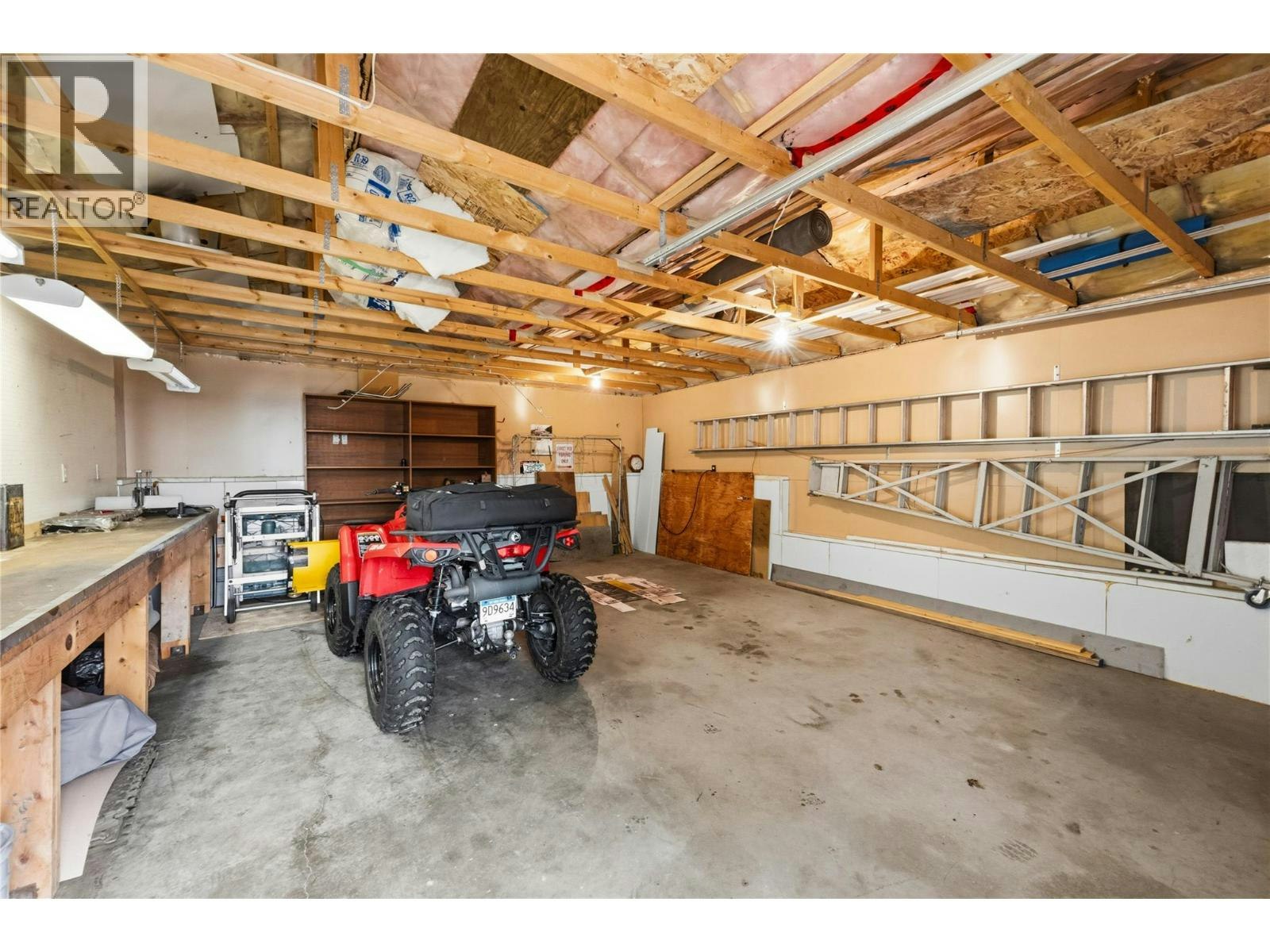 9181 Alder Street, Summerland, BC, V0H 1Z2 - 34