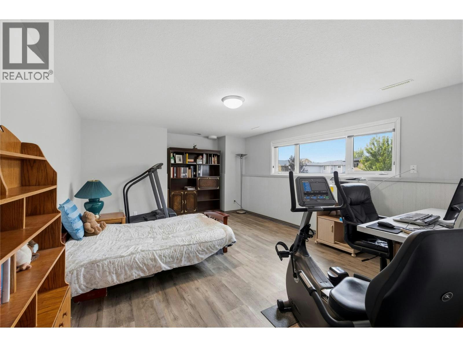9181 Alder Street, Summerland, BC, V0H 1Z2 - 30
