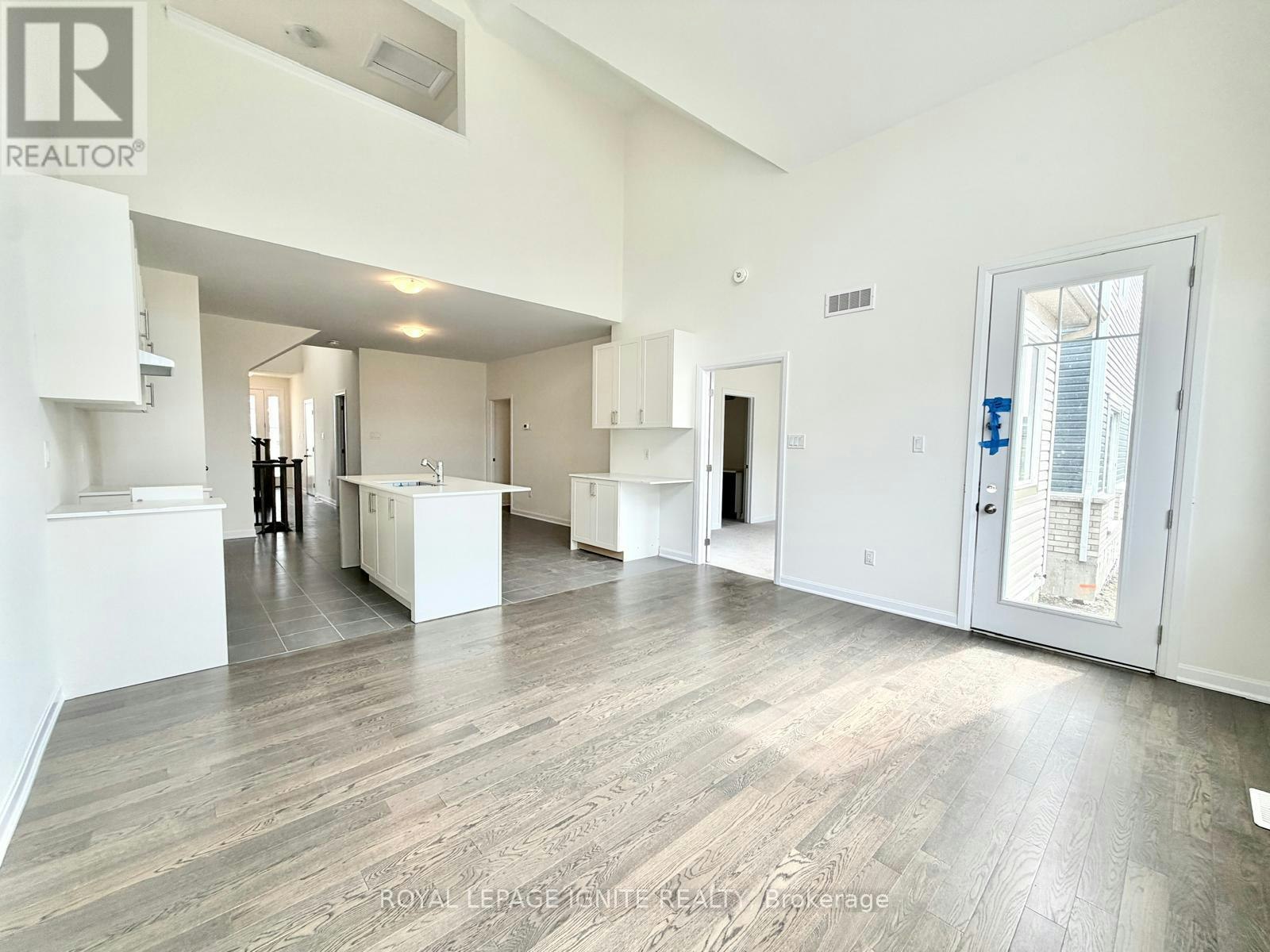 21 Royal Oak Crescent, Loyalist, ON, K0H 1G0 - 7