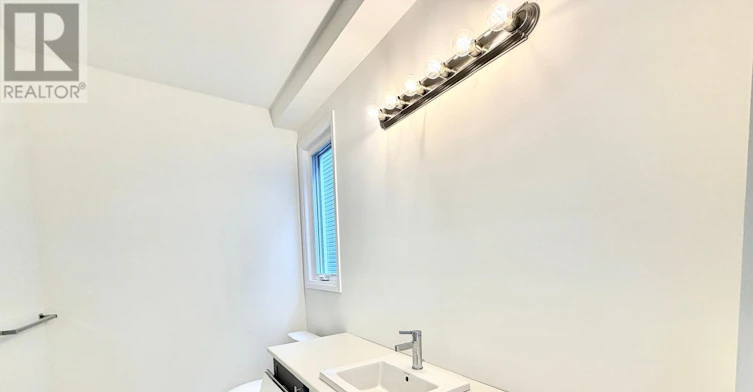 21 Royal Oak Crescent, Loyalist, ON, K0H 1G0 - 16