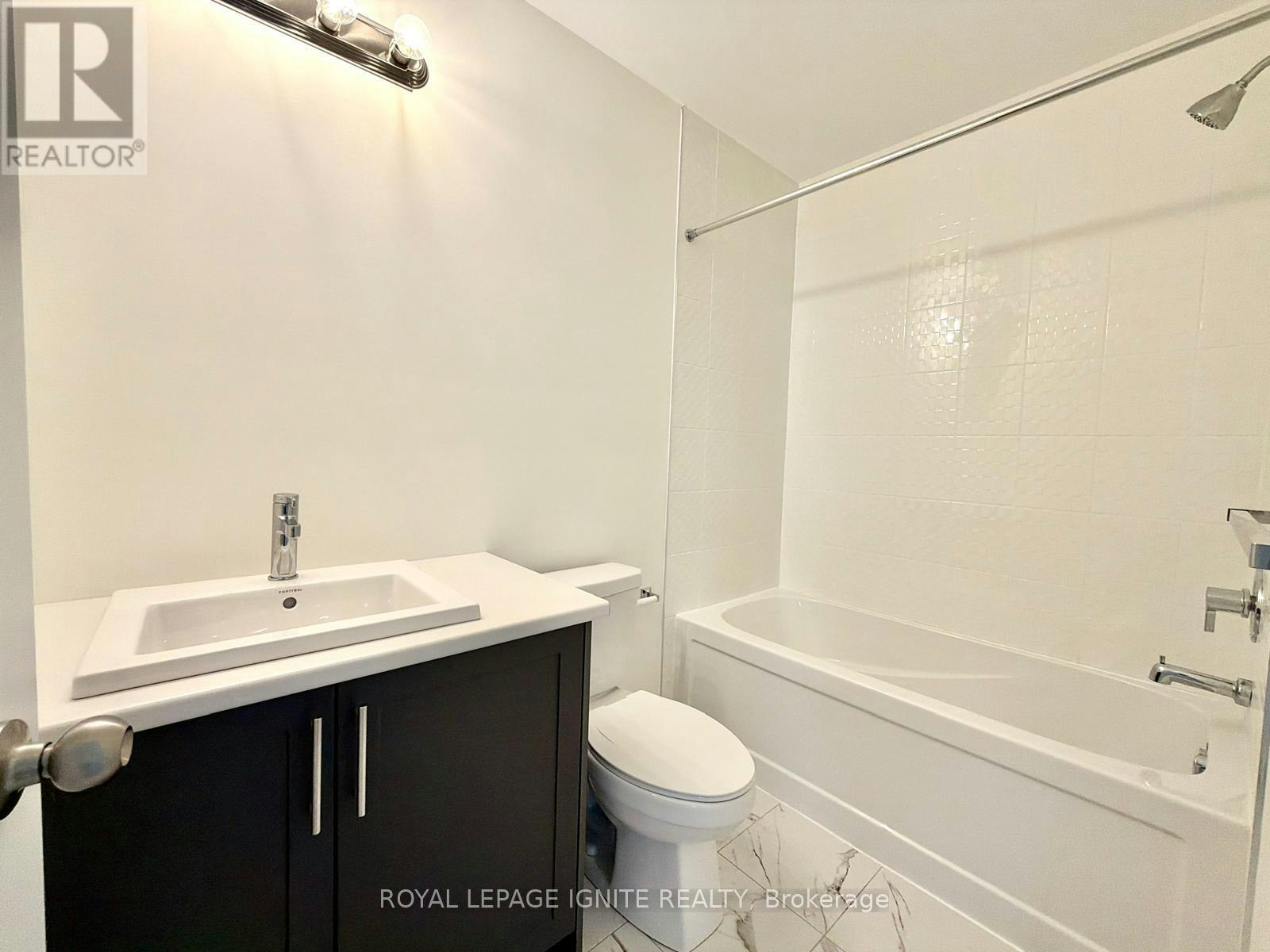 21 Royal Oak Crescent, Loyalist, ON, K0H 1G0 - 22
