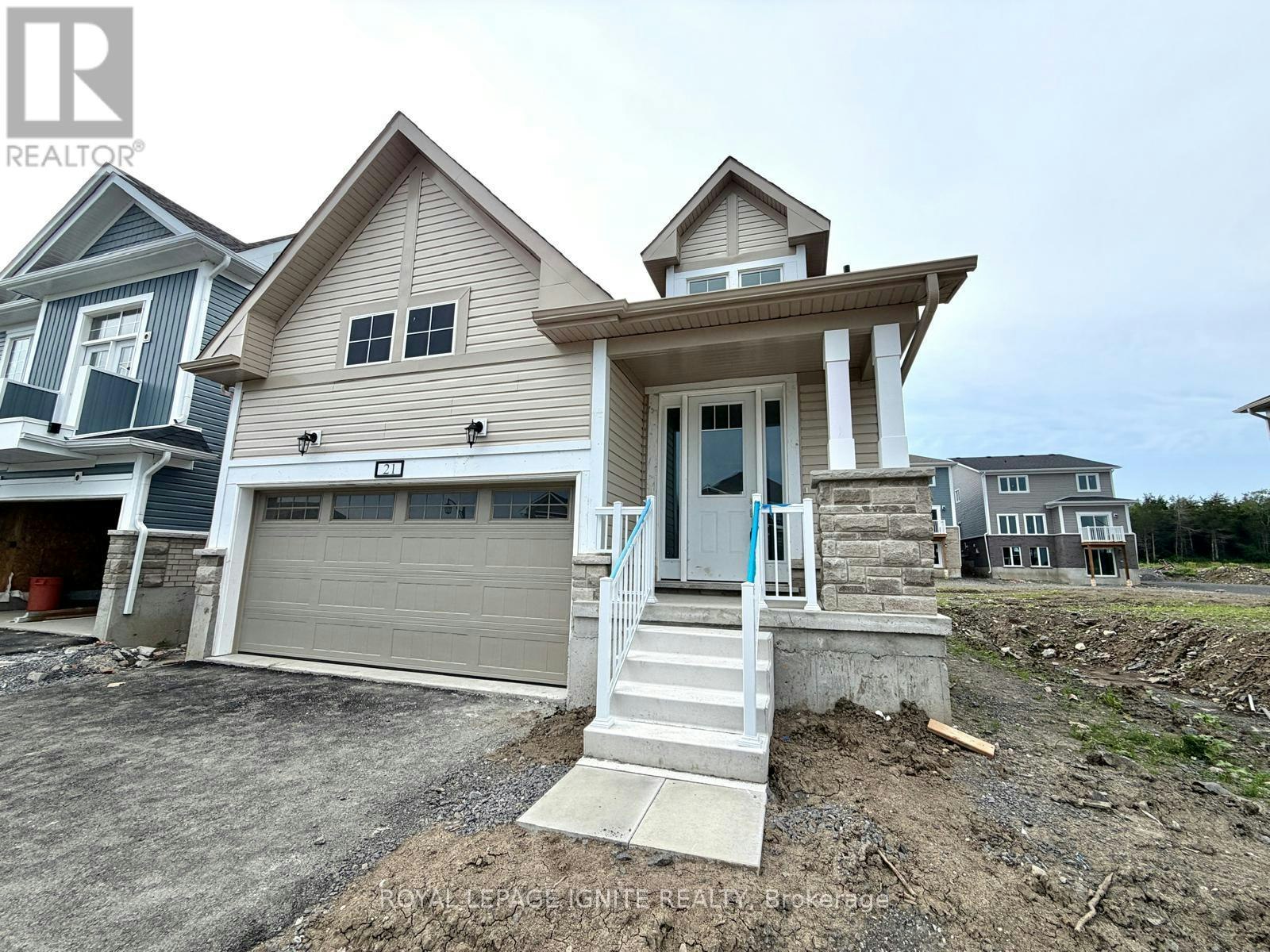 21 Royal Oak Crescent, Loyalist, ON, K0H 1G0