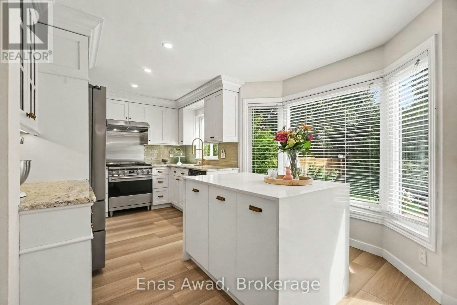 UPPER-1665 Teakdale Avenue, Ottawa, ON, K1C 6M2 - 10